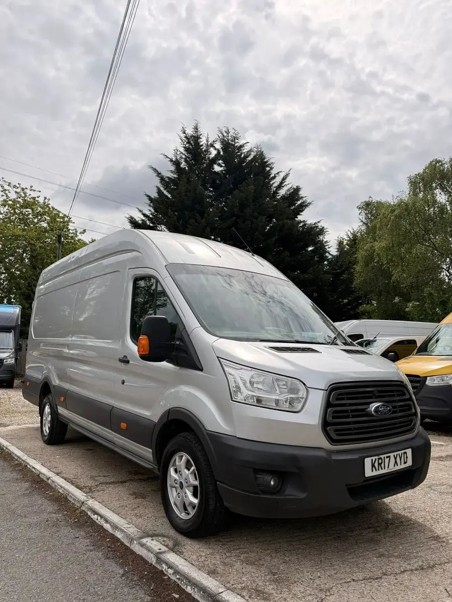 Used Ford Transit 170 HP (125 kW) 2017 Silver Van