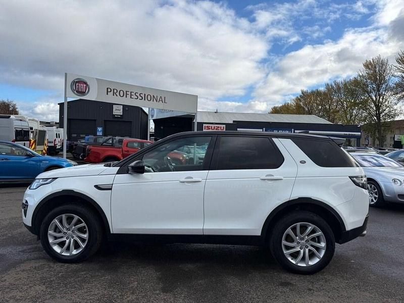 Used Land Rover Discovery Sport SE 180 HP (132 kW) 2016 White SUV