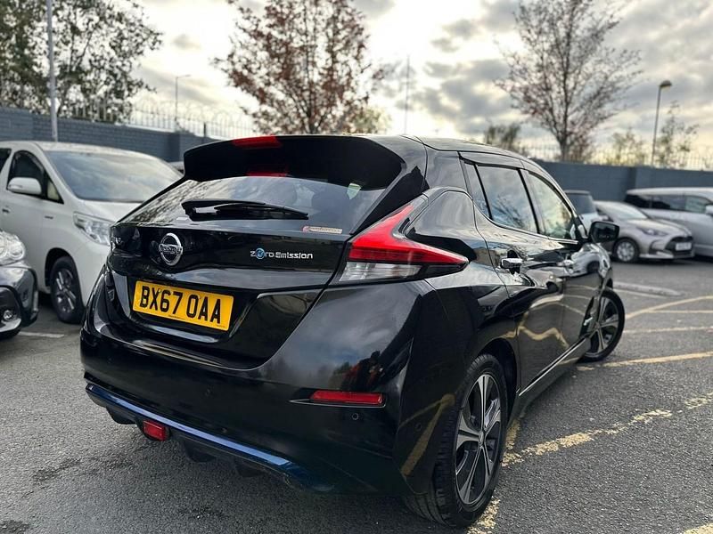 Used Nissan Leaf Tekna 39 kW (54 HP) 2023 Black Hatchback