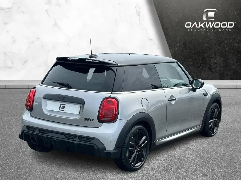 Used Mini Cooper Hatch 136 HP (100 kW) 2023 Silver Hatchback