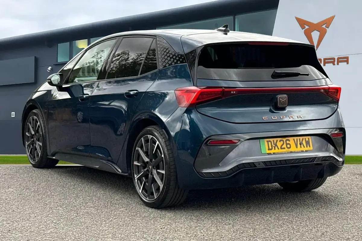 Used Cupra Born e-Boost 169 kW (231 HP) 2026 Blue Hatchback