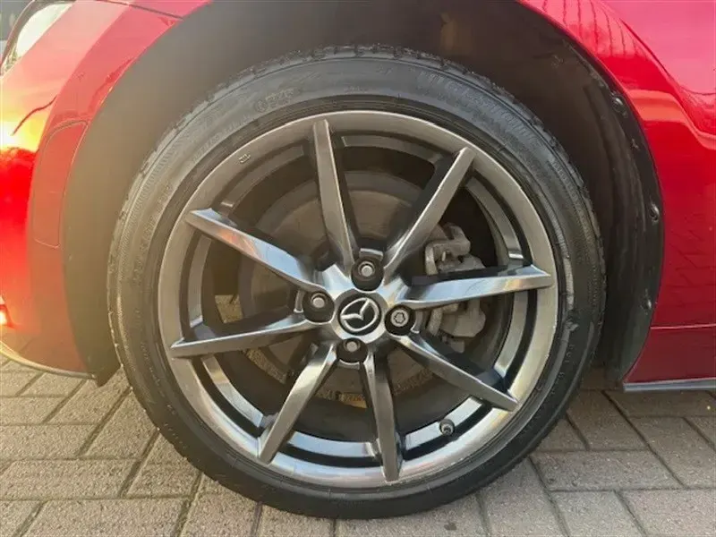 Begagnad Mazda MX5 Inclusive 184 HK (135 kW) 2020 Röd Cab