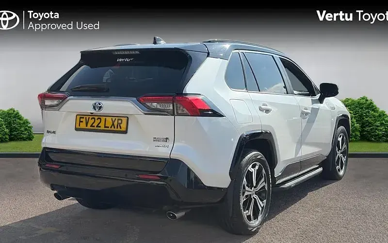 Used Toyota RAV4 306 HP (225 kW) 2022 SUV