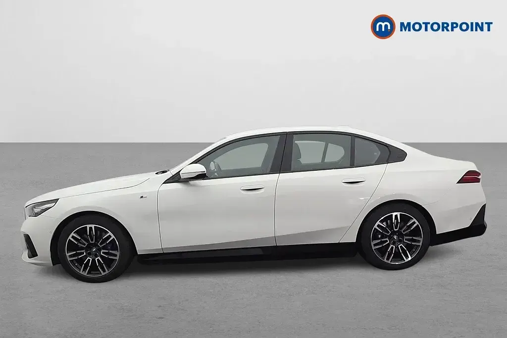 Used BMW i5 M Sport 250 kW (340 HP) 2024 White Sedan