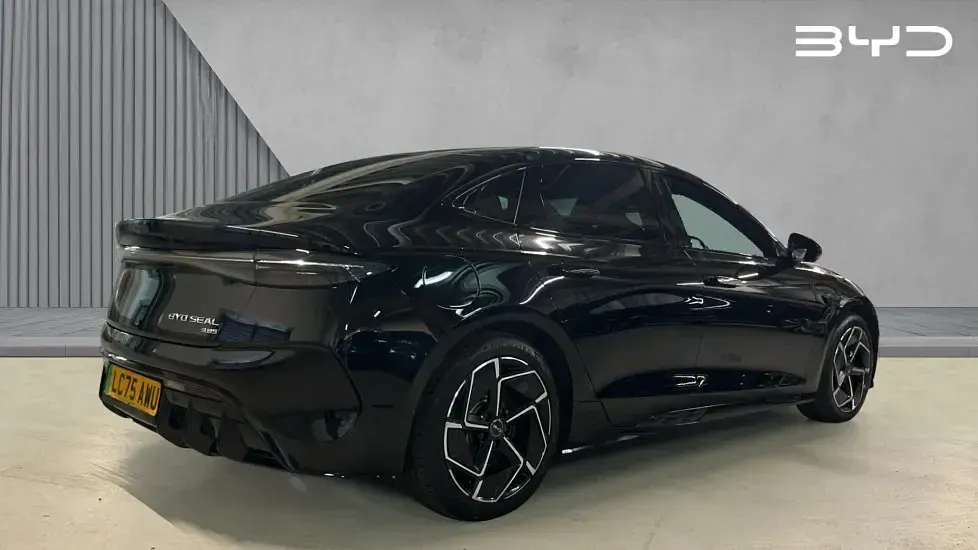 Used BYD Seal 389 kW (530 HP) 2025 Black