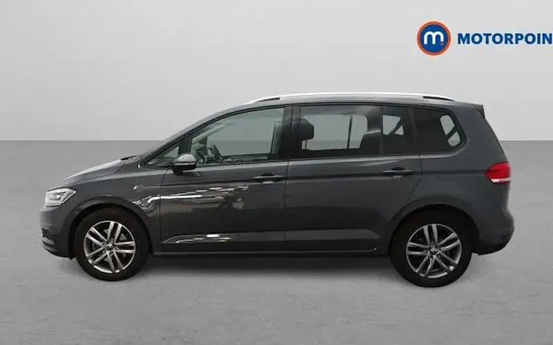 Used VW Touran Match 150 HP (110 kW) 2025 Grey MPV
