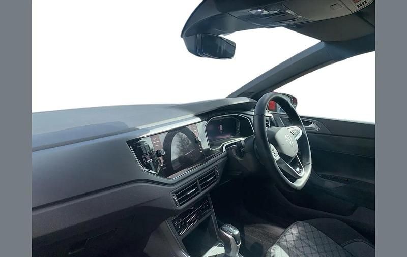 Used VW Polo R-line 115 HP (84 kW) 2025 Red Hatchback