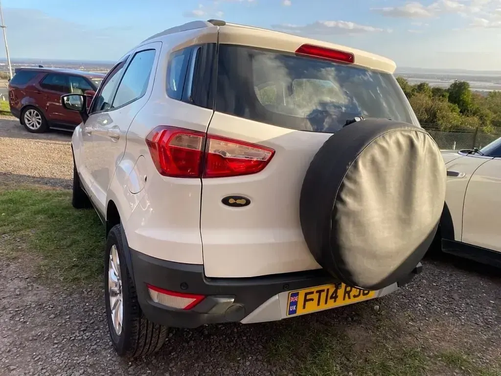 Begagnad Ford Ecosport Titanium 2014 Vit SUV