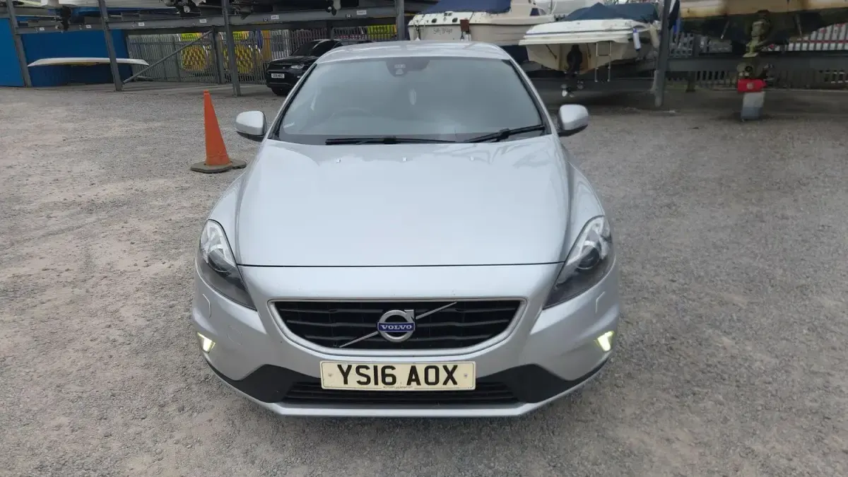 Used Volvo V40 R-Design 2016 Silver Hatchback
