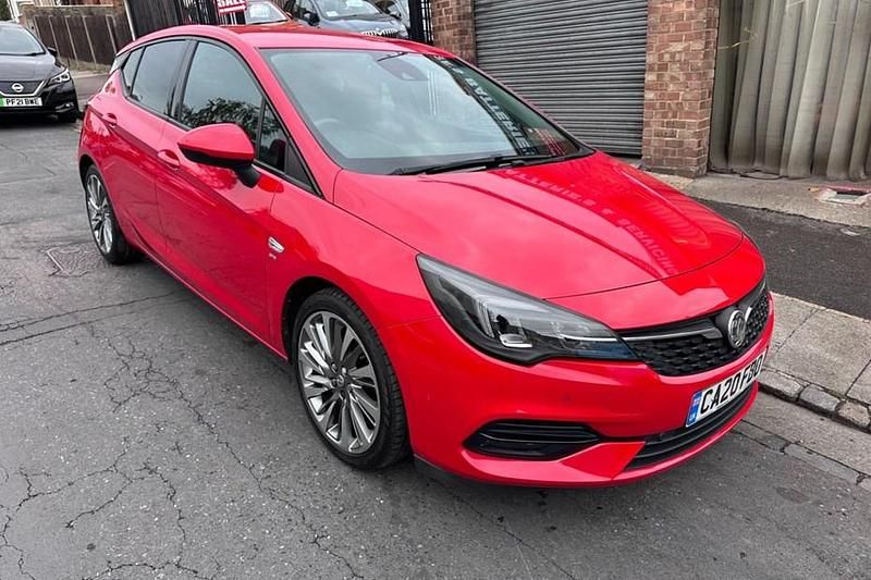 Red Used 2020 Vauxhall Astra SRi Hatchback | £7,995 (Fair price) - Image 1/1