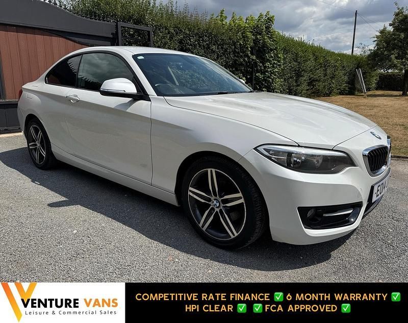 White Used 2014 BMW 220 Sport Line Coupe | £8,250 (Fair price) - Image 1/4