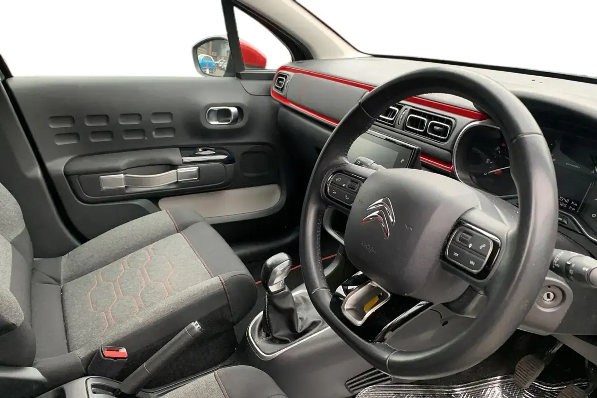 Używany Citroën C3 Flair 82 KM (60 kW) 2019 Czarny Hatchback