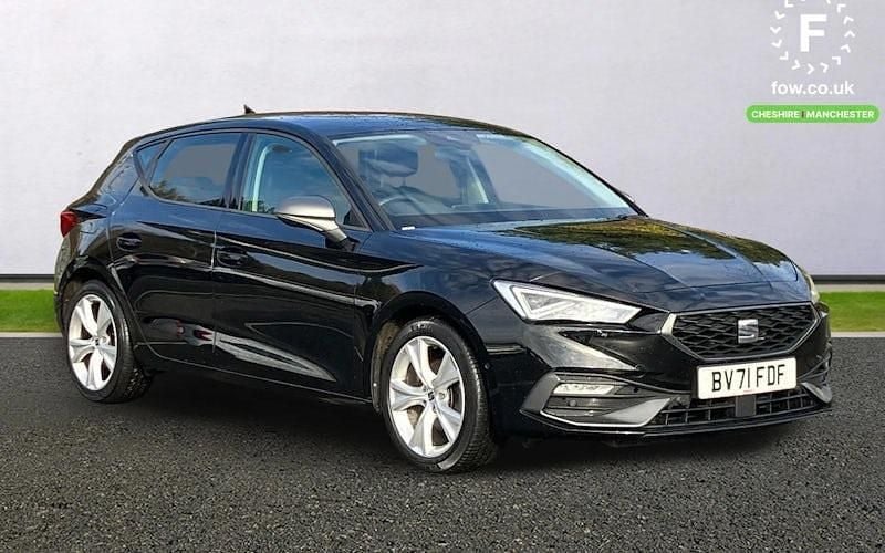 Used 2023 Seat Leon FR Hatchback | £15,999 (Fair price) - Image 1/4