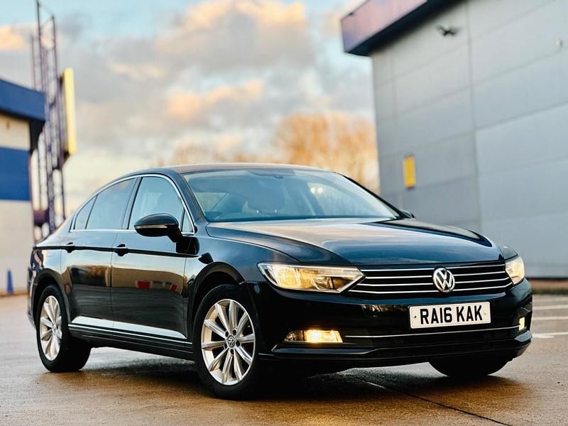 Black Used 2016 VW Passat Business Sedan | £5,195 (Fair price) - Image 1/4