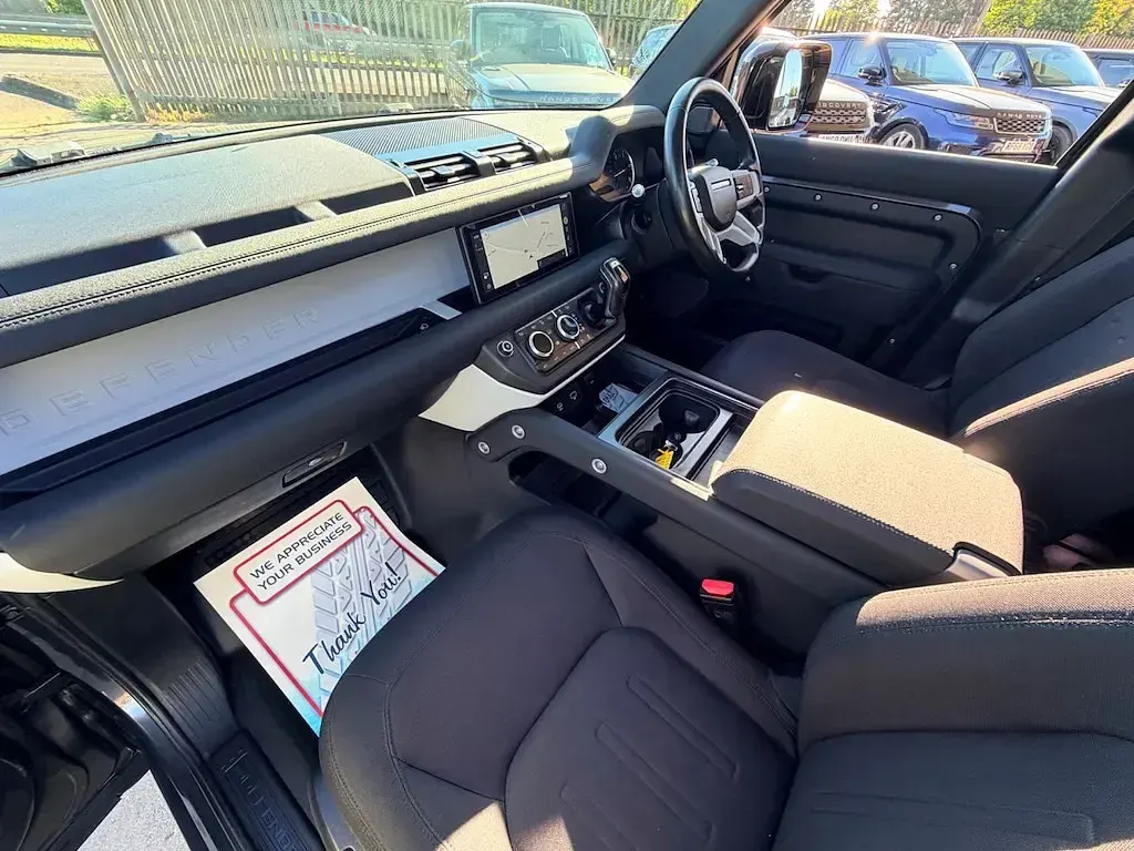 Usado Land Rover Defender S 200 HP (147 kW) 2021 Cinzento SUV
