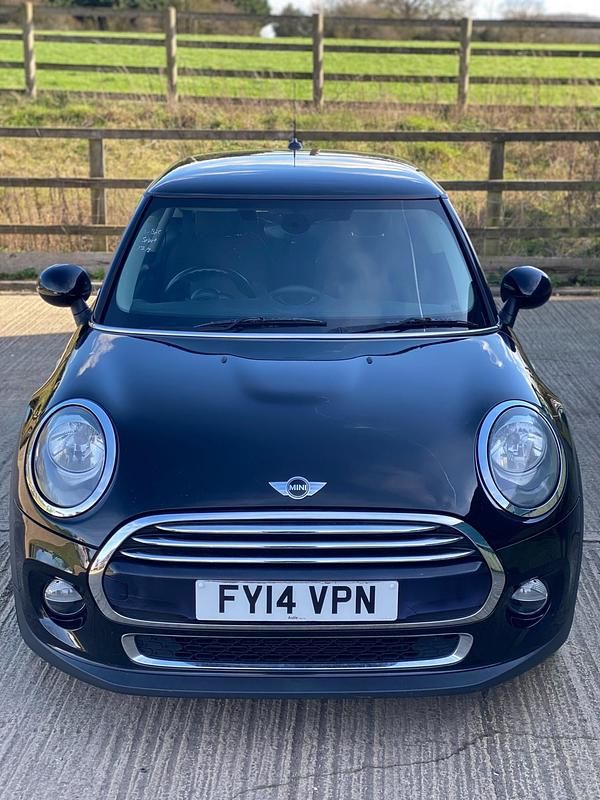 Used Mini Cooper Hatch 136 HP (100 kW) 2014 Black Hatchback