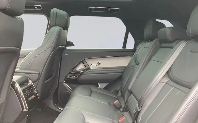 Used Land Rover Range Rover Sport SE Dynamic 300 HP (220 kW) 2026 SUV