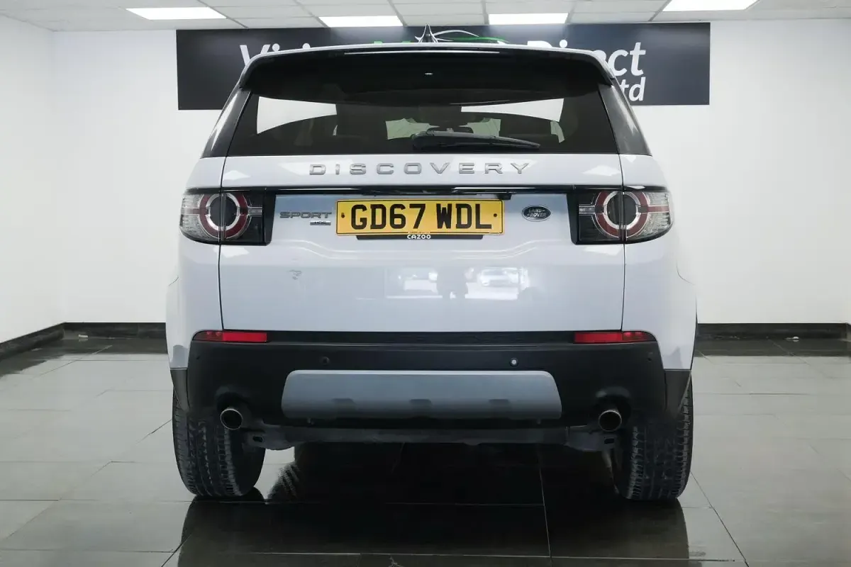 Used Land Rover Discovery 5 HSE 2018 White SUV