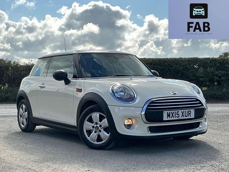 Used Mini ONE Hatch 102 HP (75 kW) 2015 White Hatchback