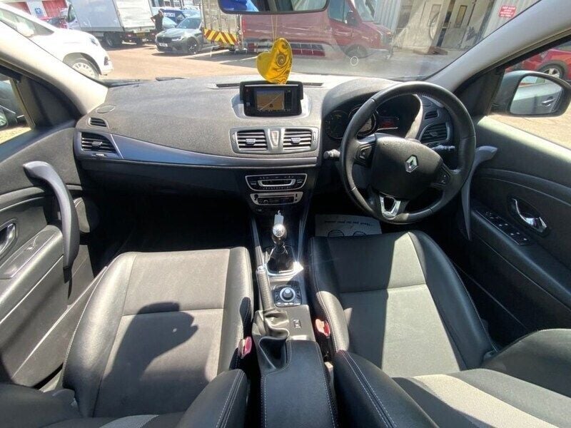 Image 2/4
