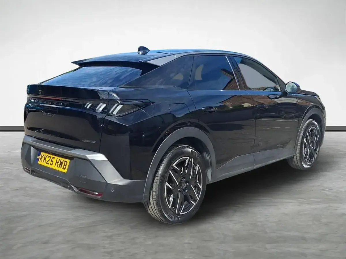 Used Peugeot 3008 Allure 143 HP (105 kW) 2025 Black SUV