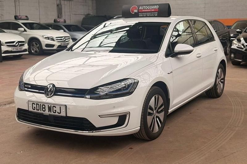 Used VW e-Golf 99 kW (135 HP) 2018 White Hatchback