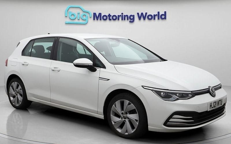 Used 2024 VW Golf VIII Style Hatchback | £14,100 (Super price) - Image 1/4