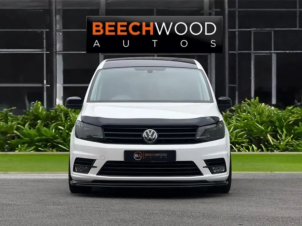 Used VW Caddy Highline 122 HP (89 kW) 2018 White MPV