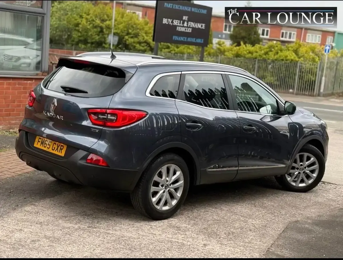 Usado Renault Kadjar Dynamique 110 HP (80 kW) 2016 Cinzento SUV