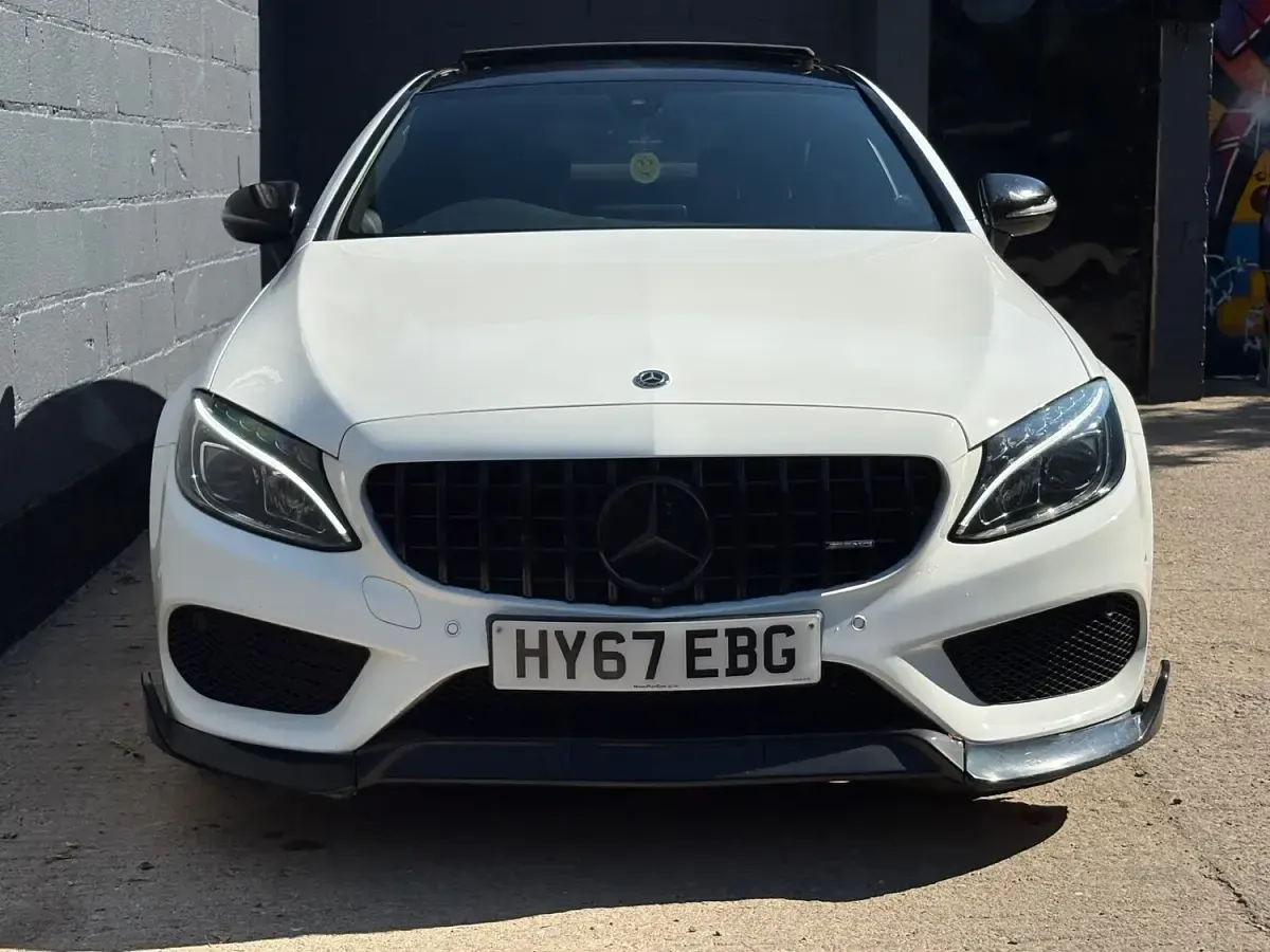 Used Mercedes C220 AMG Line Premium 170 HP (125 kW) 2017 White Coupe