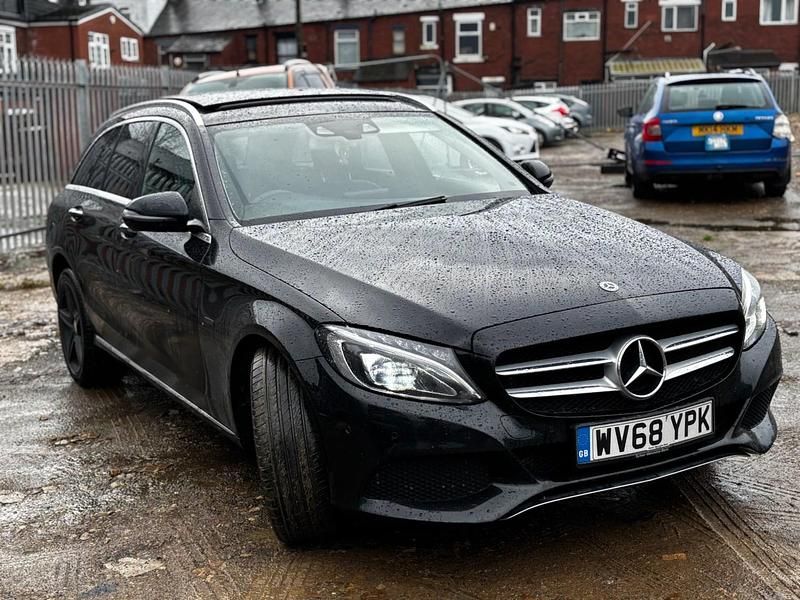 Used Mercedes C350e Premium 293 HP (215 kW) 2018 Black Estate