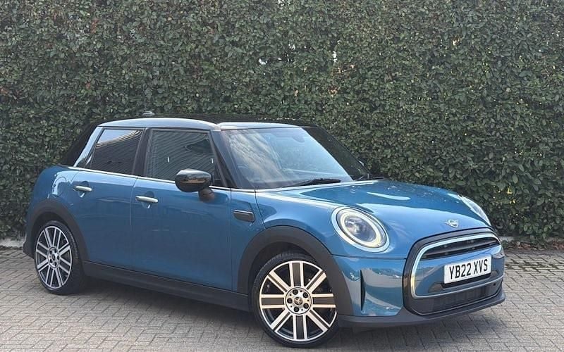 Used 2022 Mini Cooper Exclusive Hatchback | £17,100 (Fair price) - Image 1/4
