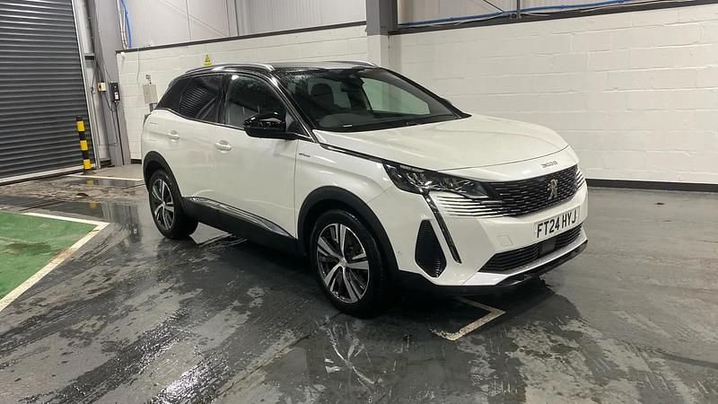 White Used 2024 Peugeot 3008 Allure+ Hatchback | £19,498 (Fair price) - Image 1/4
