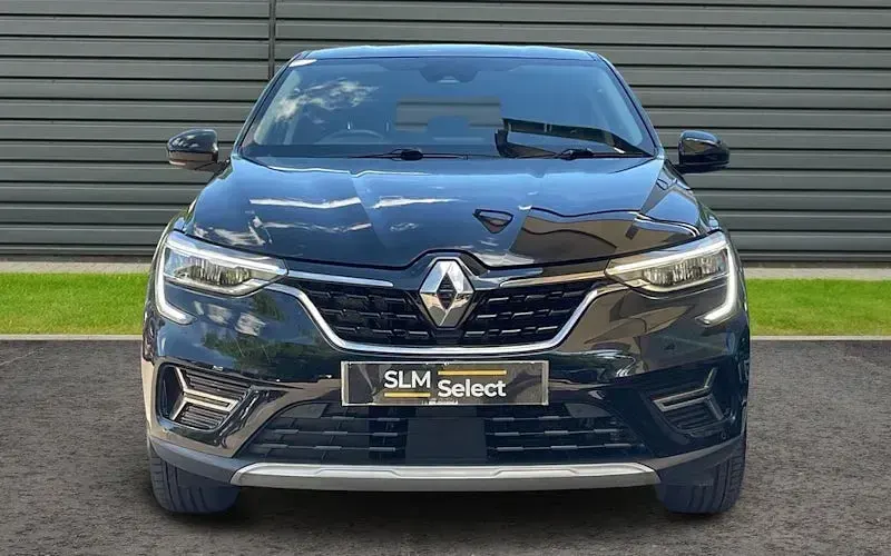 Used Renault Arkana Version S 143 HP (105 kW) 2022 Black SUV