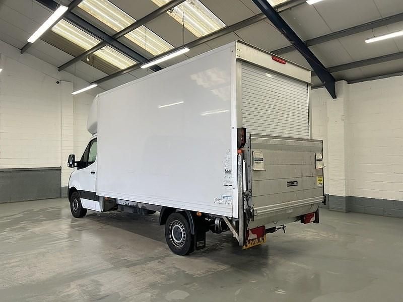 Used Mercedes Sprinter Progressive 148 HP (108 kW) 2022 White Van