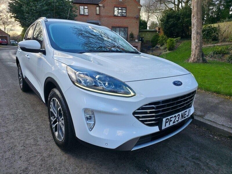 White Used 2023 Ford Kuga Titanium SUV | £20,395 (Good price) - Image 1/4