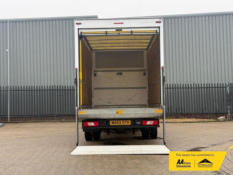 Used Ford Transit S 130 HP (95 kW) 2019 White Cabriolet