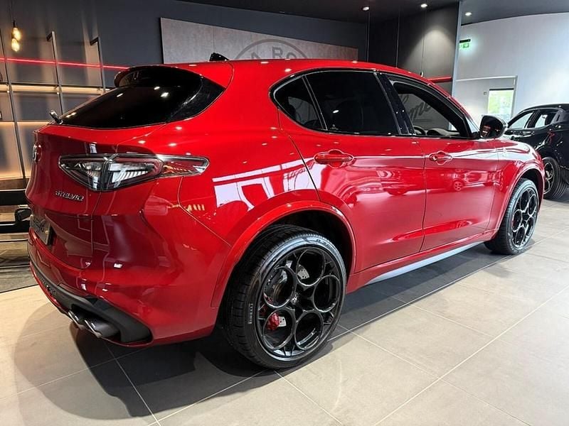 Used Alfa Romeo Stelvio Quadrifoglio 520 HP (382 kW) 2024 Red SUV
