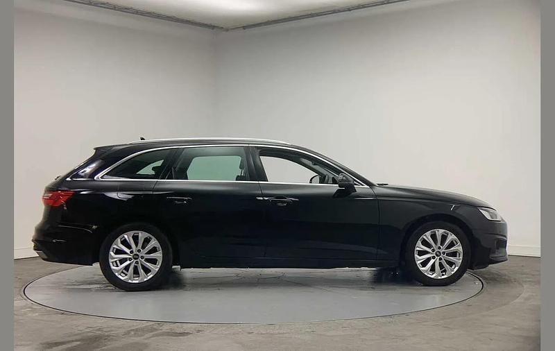 Used Audi A4 Comfort 147 HP (108 kW) 2022 Black Estate