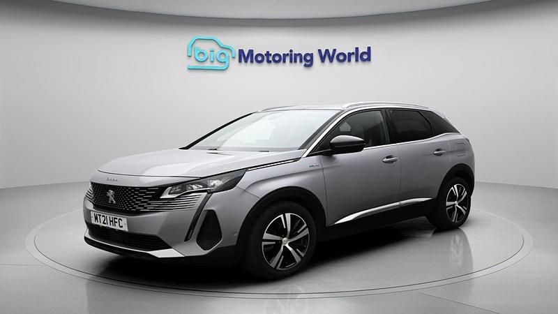 Used Peugeot 3008 Premium 300 HP (220 kW) 2021 Grey SUV
