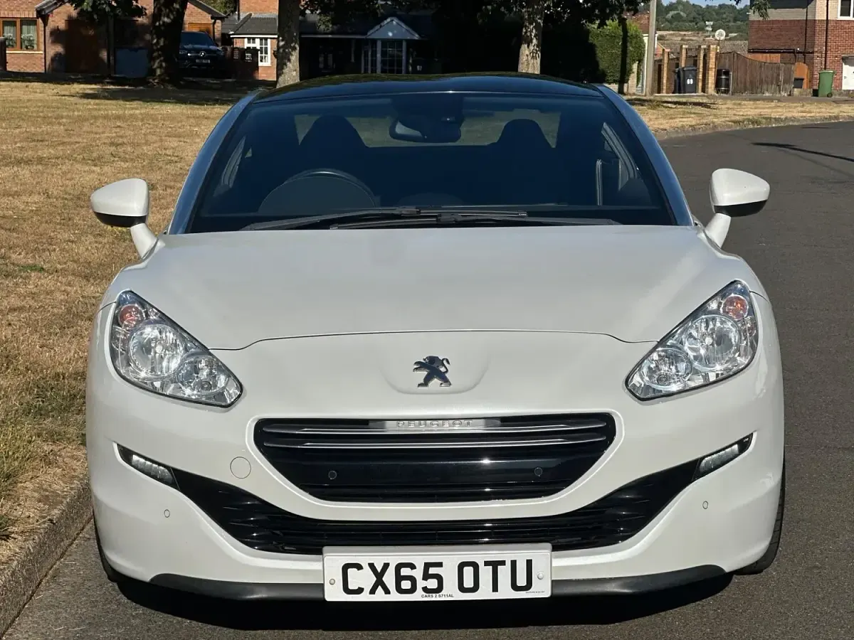 Used Peugeot RCZ GTi 161 HP (118 kW) 2015 White Coupe