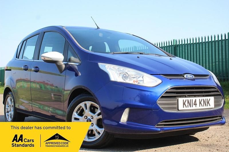 Used Ford B-MAX Zetec 100 HP (73 kW) 2014 Blue MPV