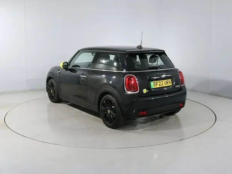 Used Mini Cooper S Hatch 135 kW (184 HP) 2022 Black Hatchback
