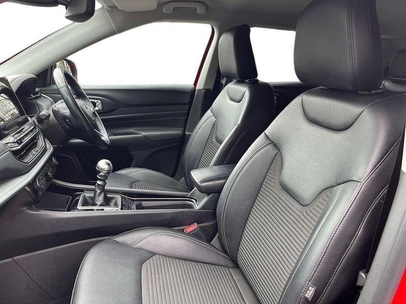 Used Jeep Compass Limited 128 HP (94 kW) 2022 Red SUV