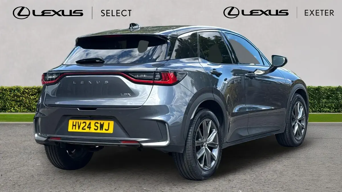 Used Lexus LBX 136 HP (100 kW) 2024 Sonic grey SUV