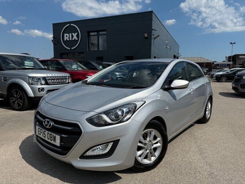 Silver Used 2015 Hyundai i30 SE Hatchback | £5,800 (Fair price) - Image 1/4