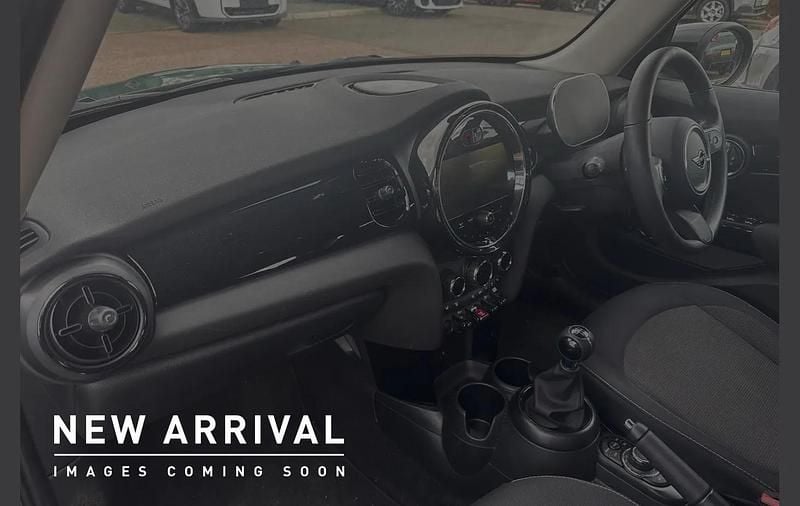 Used Mini Cooper Comfort 134 HP (98 kW) 2023 Green Hatchback