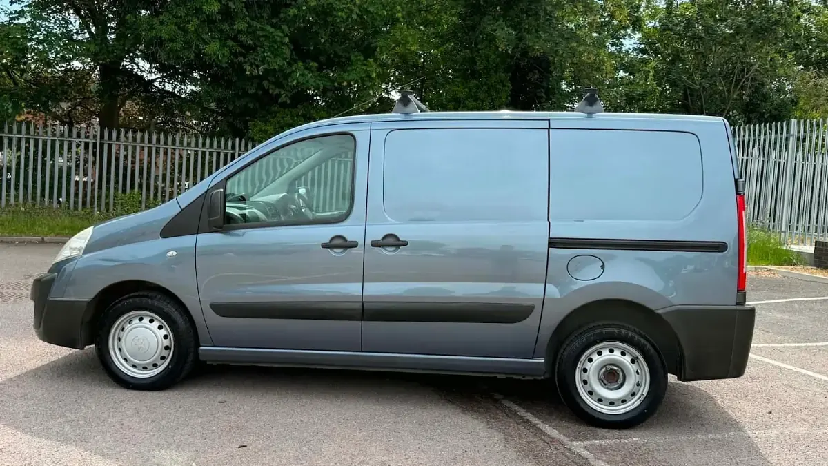 Used Peugeot Expert 2008 Grey Van