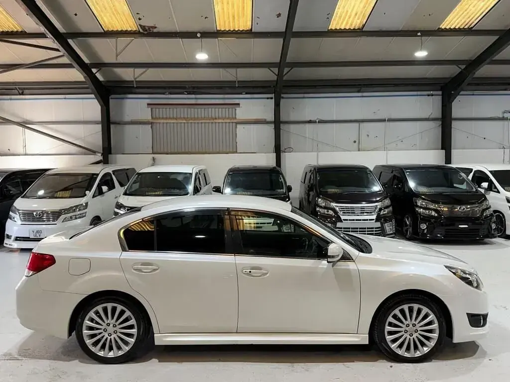 Used Subaru Legacy GT 2009 White Sedan