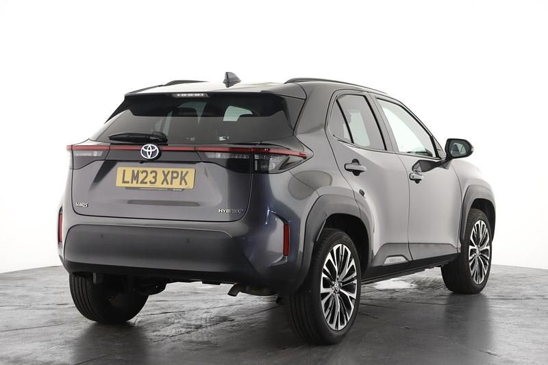 Second-hand Toyota Yaris Hybrid 2023 Gri Hatchback